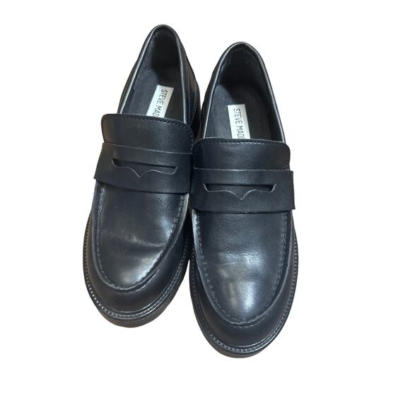 Steve Madden Black Penny Loafer Sz 6 - Picture 1 of 4